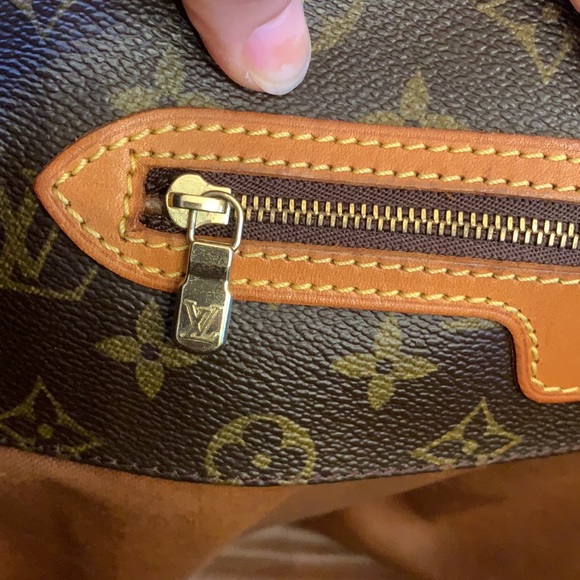 🎊 Closet closing! Hurry..
Authentic Louis Vuitton Sac shopping tote, big size - Picture 4 of 12